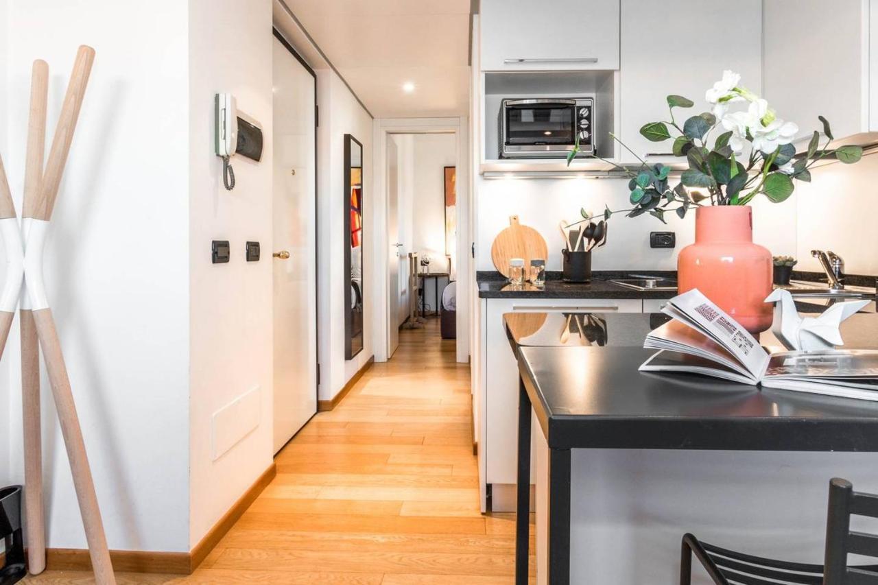 Altido Lovely Mansard Milan Extérieur photo
