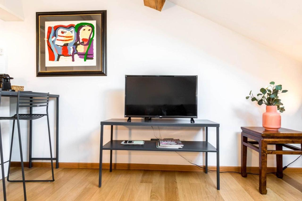Altido Lovely Mansard Milan Extérieur photo
