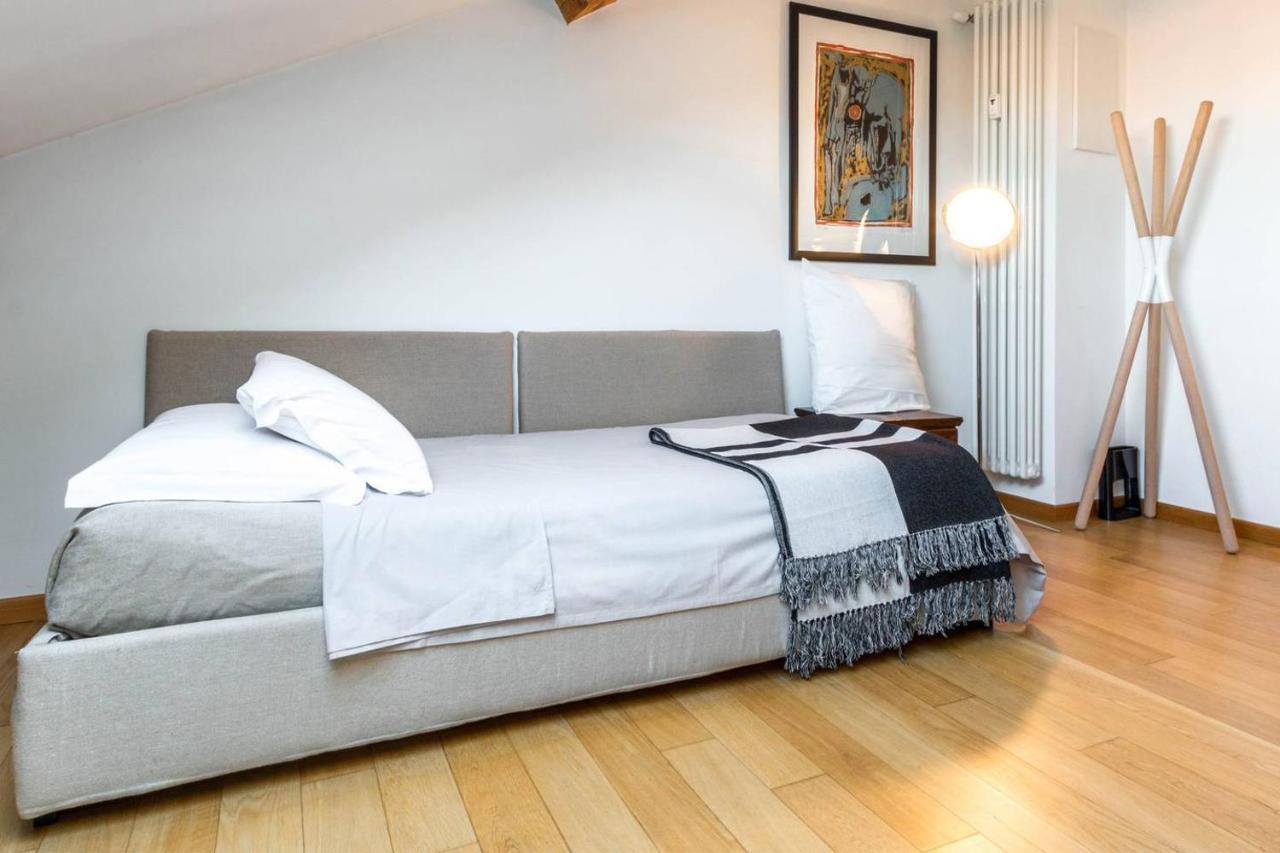 Altido Lovely Mansard Milan Extérieur photo